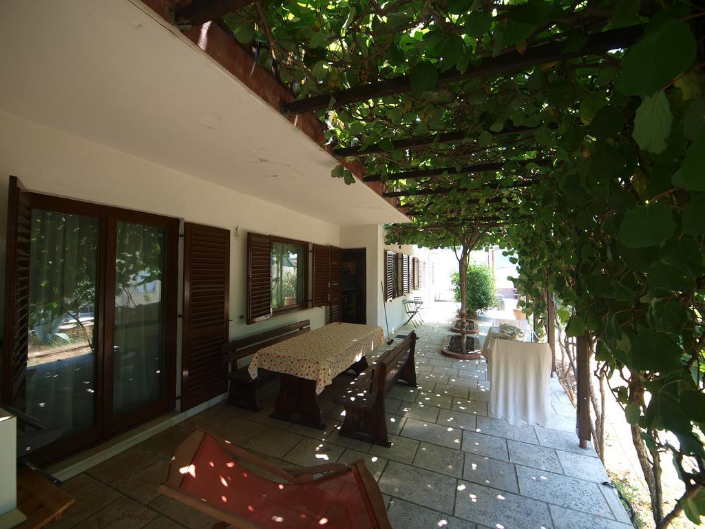 Diana'S Place Пула Экстерьер фото